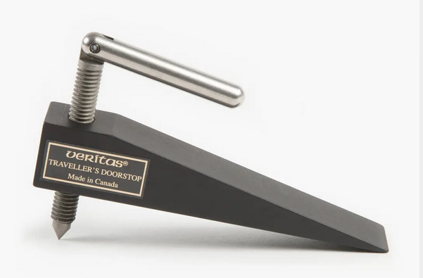 This is a picture of a Veritas Traveller's Doorstep wedge device on a white background.